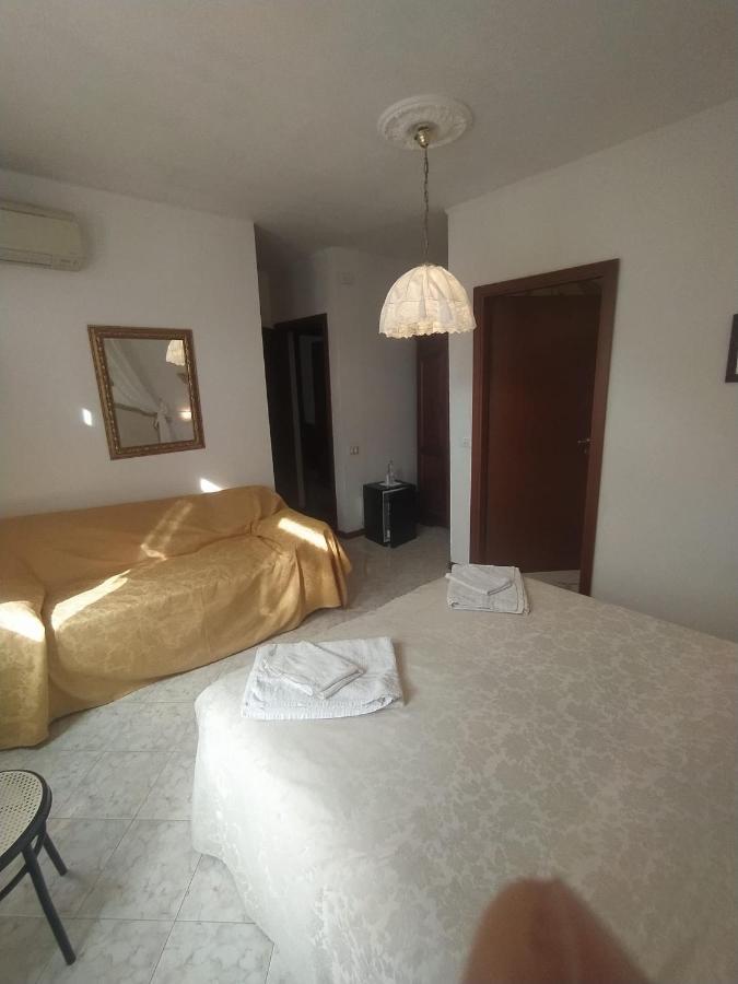 Ca Isabella Bed & Breakfast Венеция Екстериор снимка